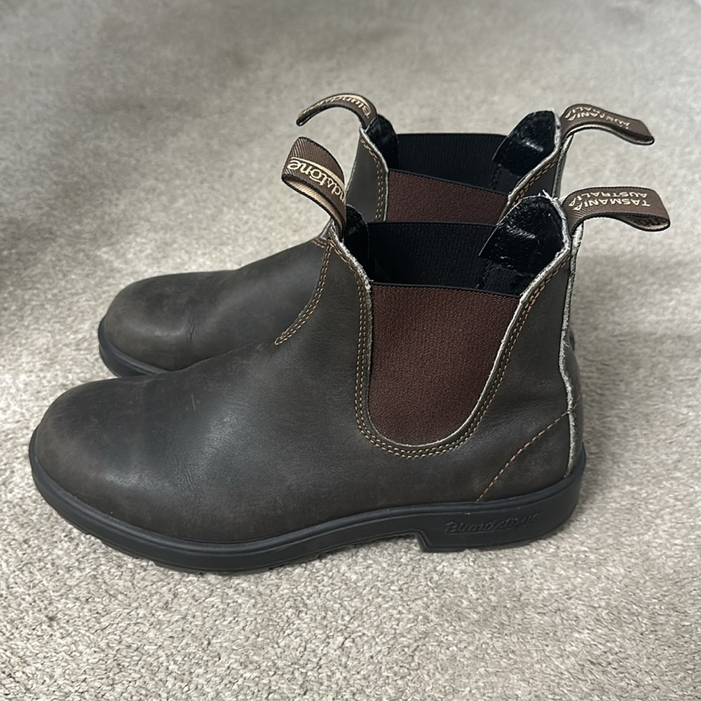 Stout brown Blundstone boots, classic style, Aus size 7, US W 9.5/10 - Picture 2 of 7